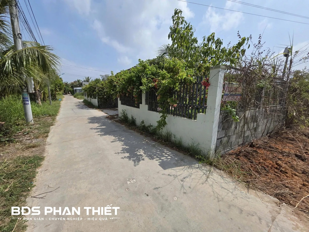 Bán đất mặt tiền 335 m² gần KCN Phan Thiết, Bình Thuận - Ảnh thu nhỏ 2
