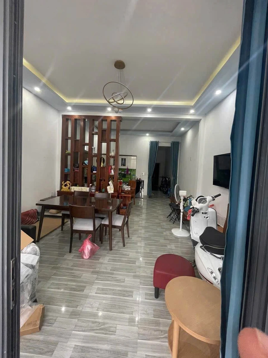 Bán nhà 2 phòng ngủ 100m² Phú Mỹ, Thủ Dầu Một 2 tỷ 250 - Ảnh thu nhỏ 2