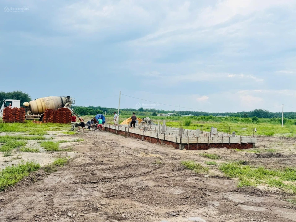 Lô đất 300m mặt tiền đường 18m, ngay trung tâm Chơn Thành TP. Đồng Nai giá chỉ 2,4 triệu - Ảnh thu nhỏ 3