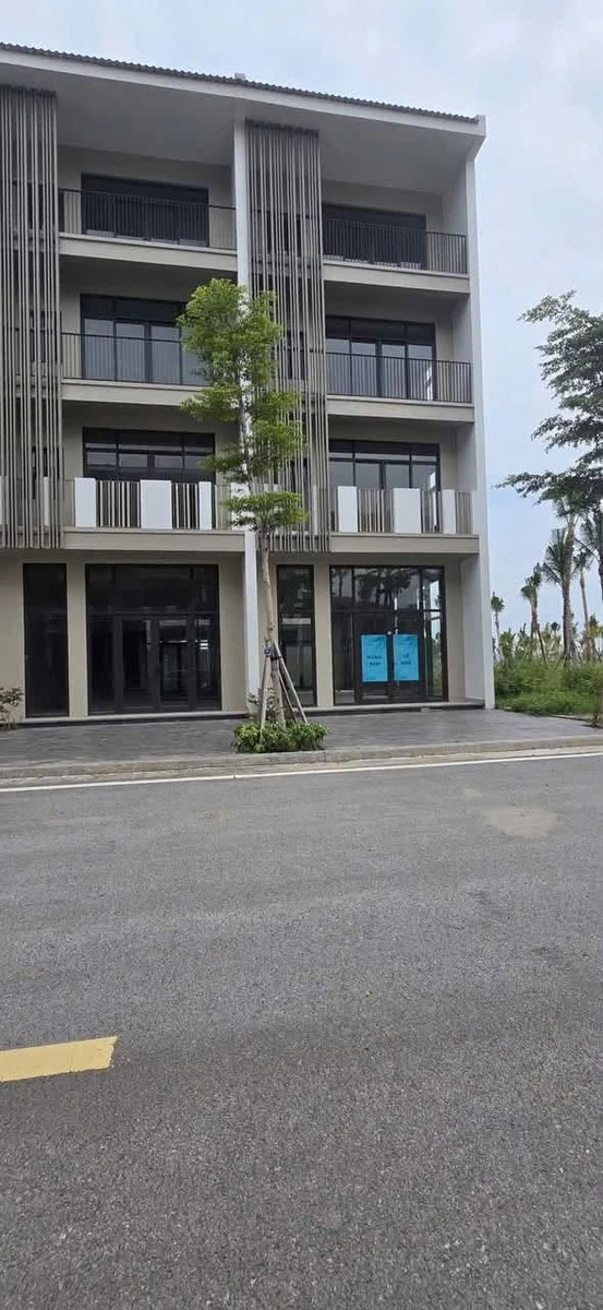 Bán shophouse view biển Horizon Bay 105m² giá 1 tỷ - Ảnh 1