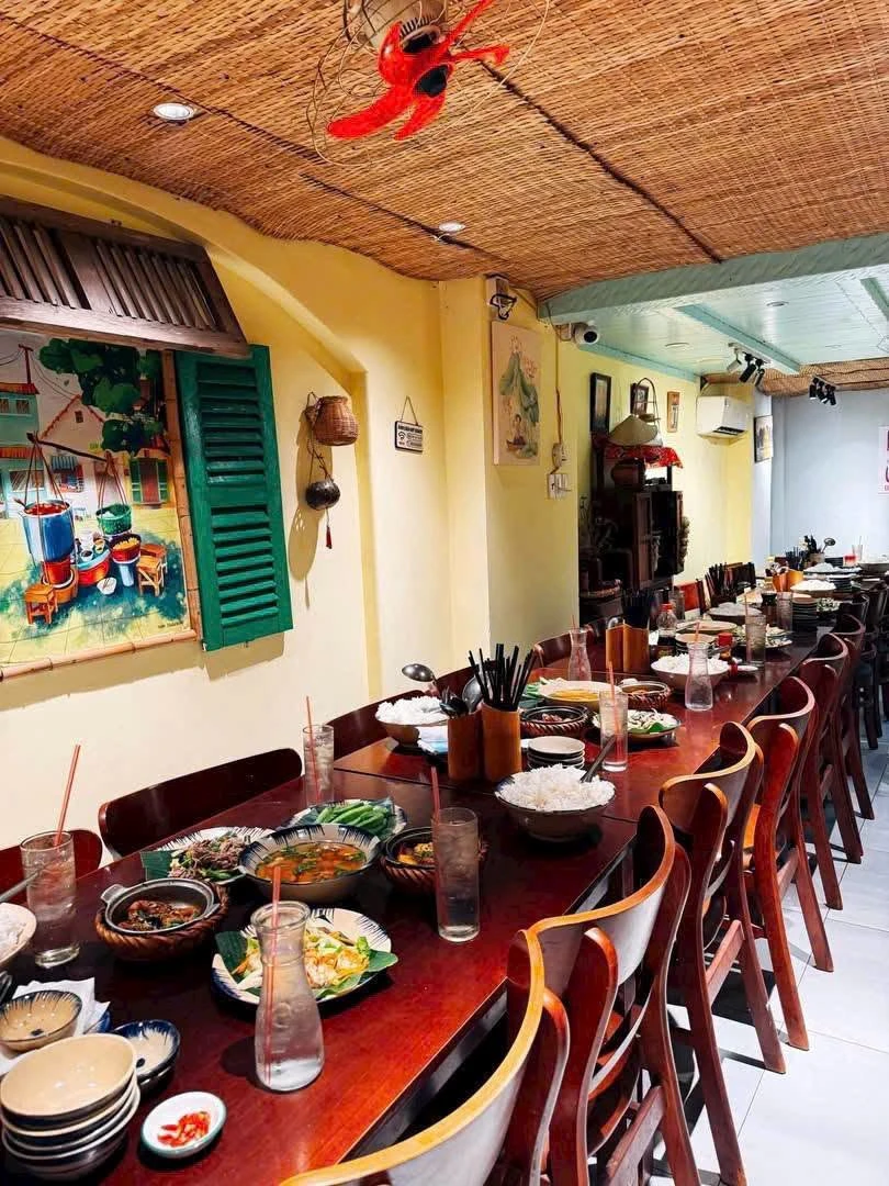 Bán nhà mặt tiền khu Trung Sơn, 5x20m, 9 phòng, 31 tỷ - Ảnh thu nhỏ 2