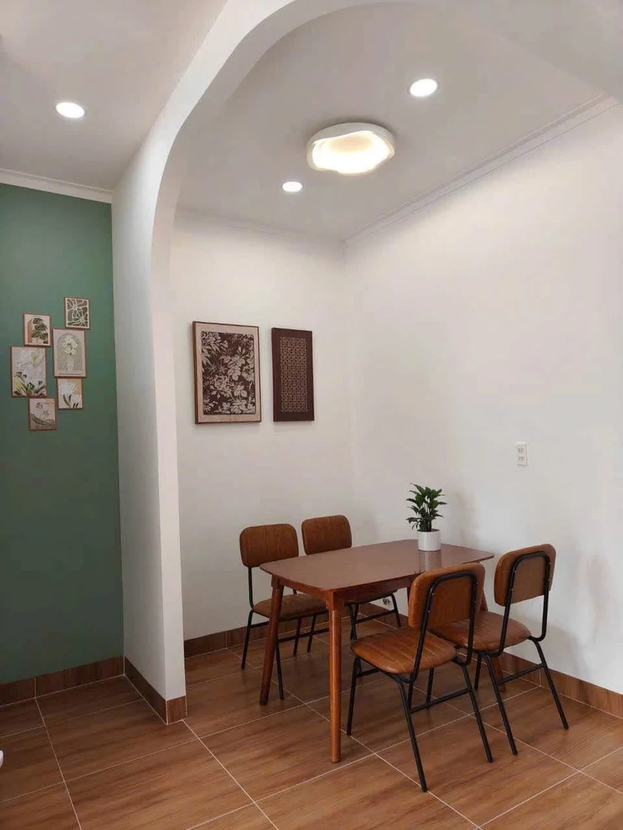 Bán nhà 1 trệt 1 lầu 96m2 trung tâm Phan Thiết 2.45 tỷ - Ảnh thu nhỏ 4