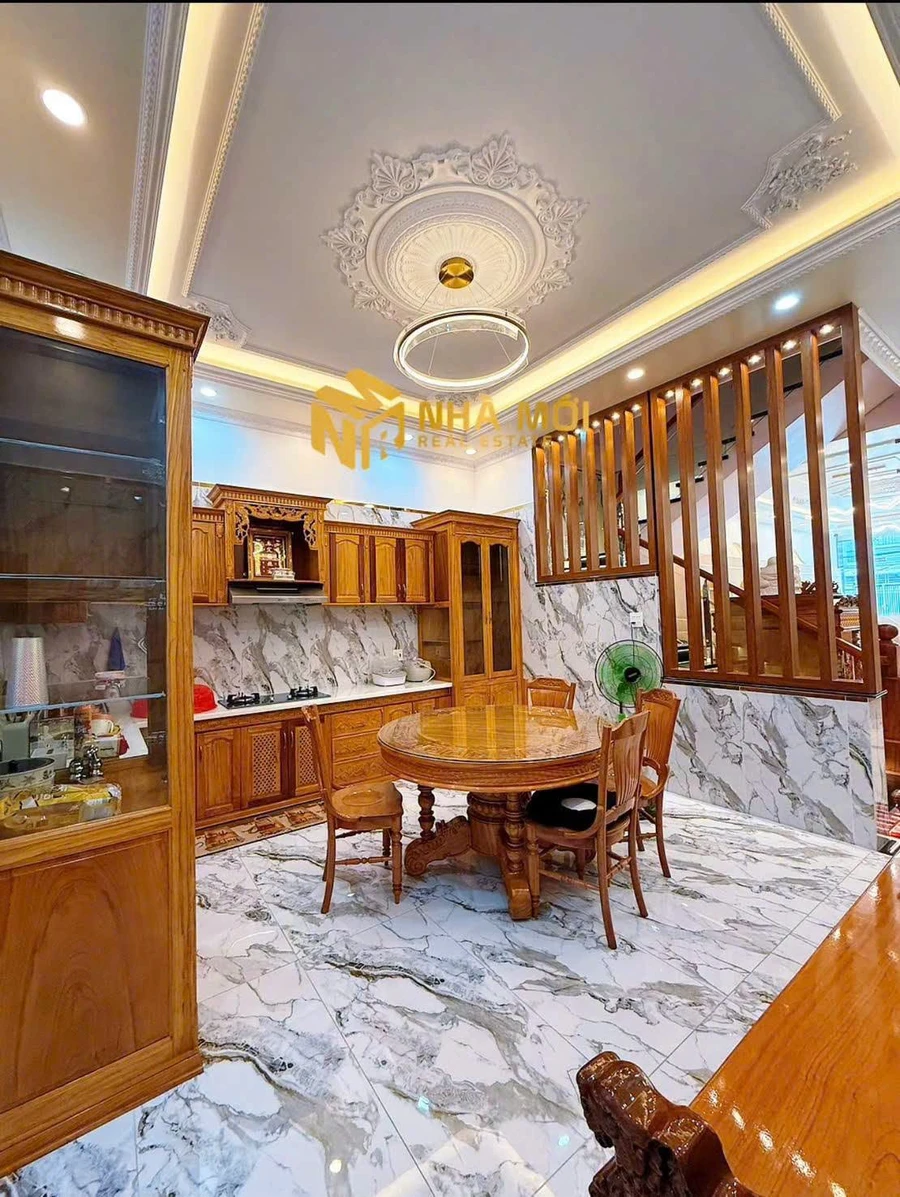 Bán nhà mặt tiền 4 tầng 300m2 Trần Hưng Đạo, Cà Mau - Ảnh thu nhỏ 3