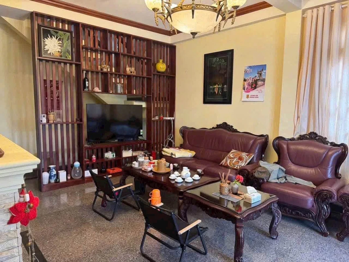 Bán biệt thự sân vườn Đà Lạt 277m2, 4 phòng ngủ, 27 tỷ - Ảnh thu nhỏ 5