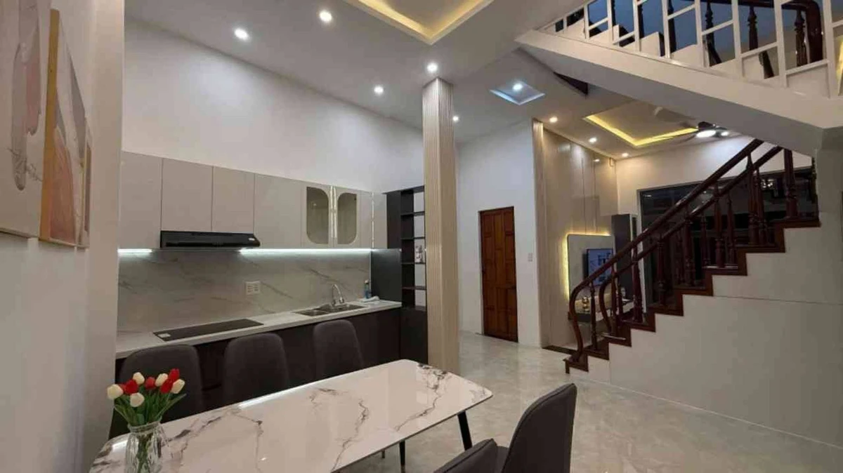 Bán nhà 2 tầng 74m2 3PN gần Điện Biên Phủ, Quận 1 - Ảnh thu nhỏ 4