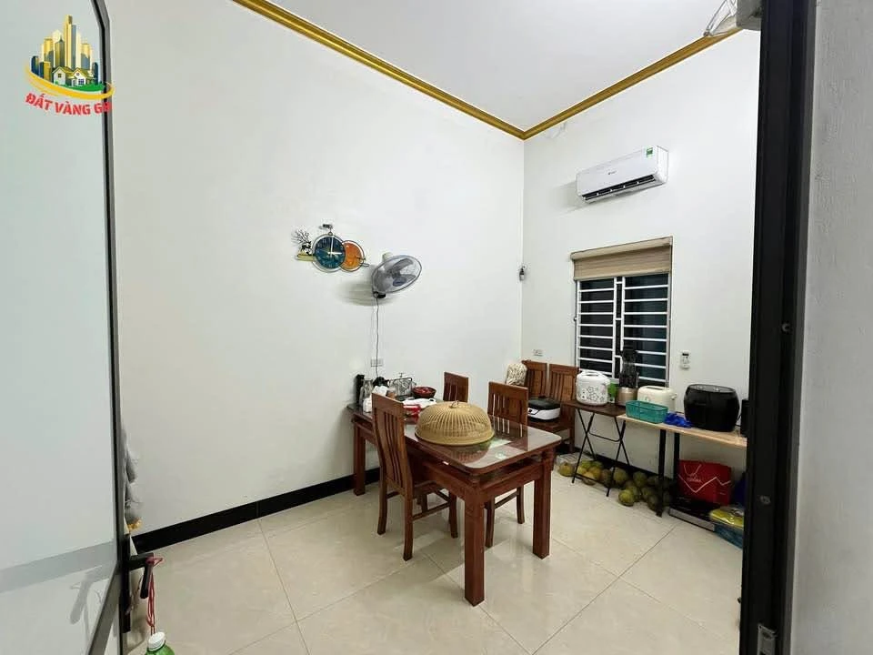 Bán nhà 4 tầng 5PN 70m2 đường Lê Thánh Tông Nhà Bè - Ảnh thu nhỏ 3