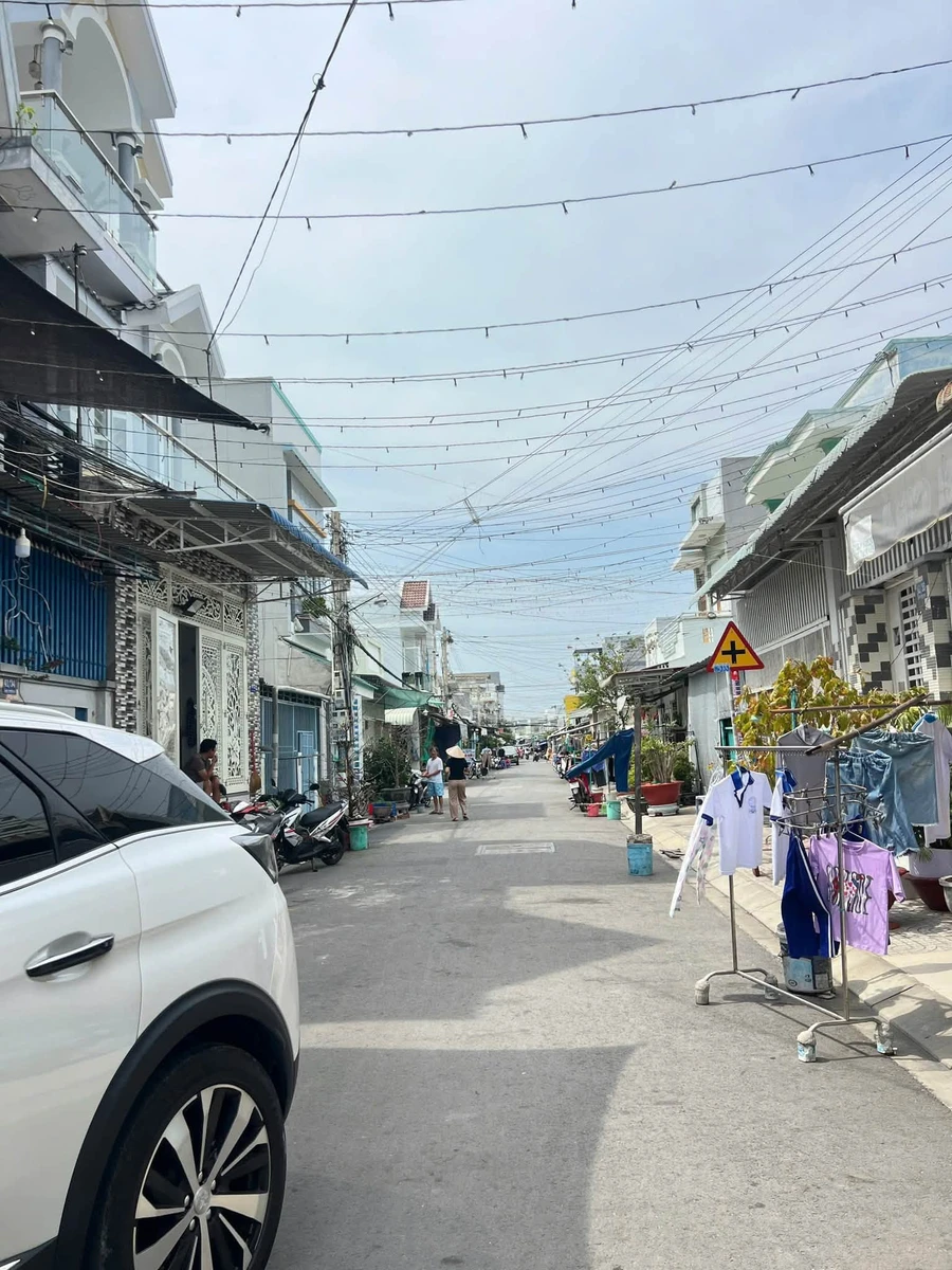 Bán nhà lầu 3 PN view biển Phan Thiết 60m2 - 2.6 tỷ - Ảnh 1