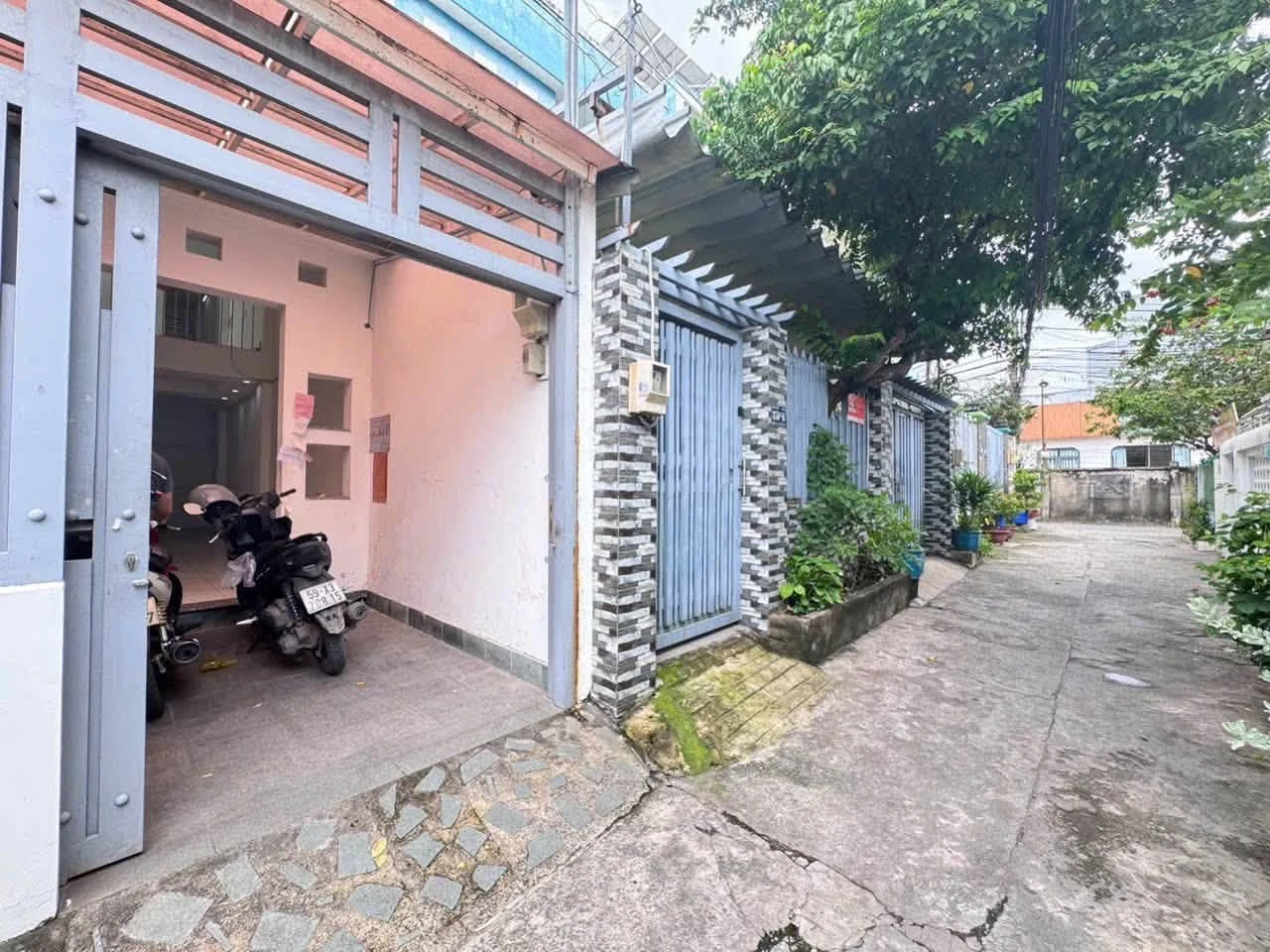 Bán nhà 2 tầng 105m2 hai mặt hẻm xe hơi Xa Lộ Hà Nội, Hiệp Phú, Quận 9 giá 6,3 tỷ - Ảnh 1