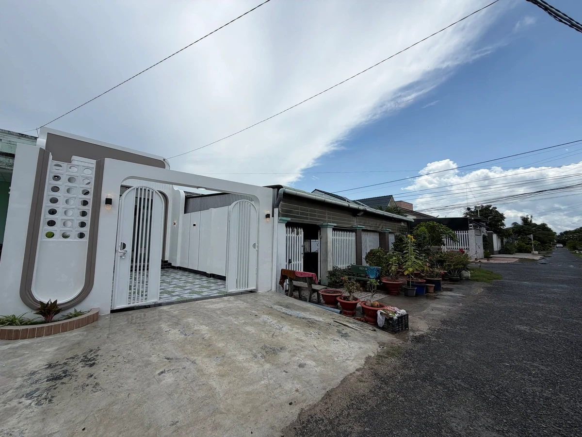 Nhà bán 3 phòng ngủ, 100m², Long Hoa, Tây Ninh - Ảnh thu nhỏ 2