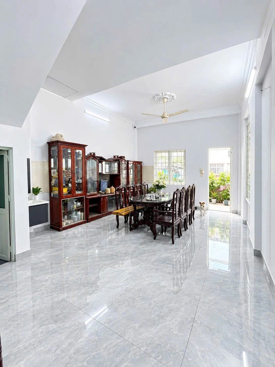 Bán nhà hẻm xe hơi 6m Dương Quảng Hàm, Gò Vấp, 124m2 (5x26), giá 18,95 tỷ - Ảnh thu nhỏ 3
