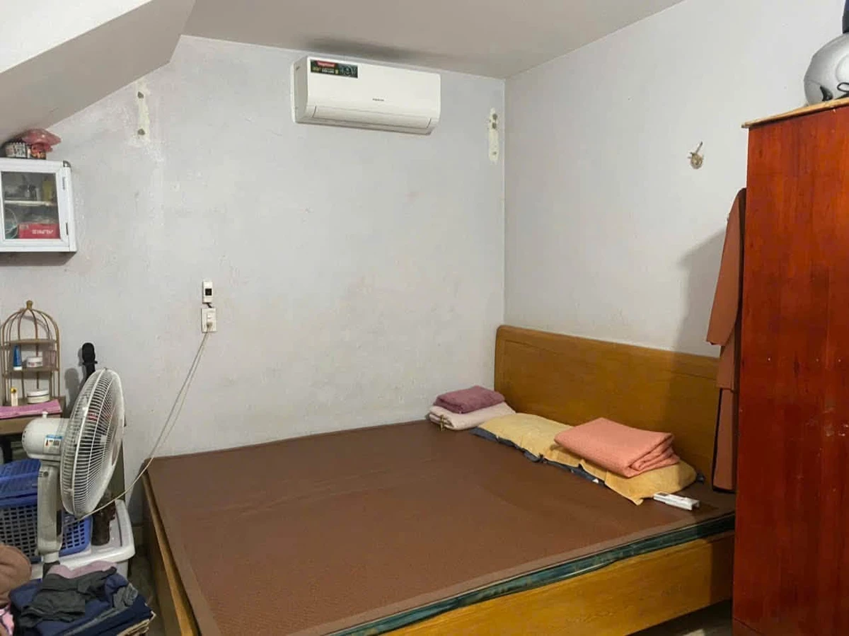 Bán nhà cấp 4 gác lửng 73.6m2 đường Nguyễn Khang Tân Bình - Ảnh thu nhỏ 4