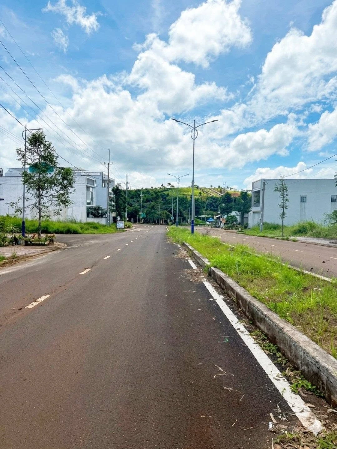 Bán đất Bờ Đông Lâm Đồng 150.5m² giá 2 tỷ 300 triệu - Ảnh 1