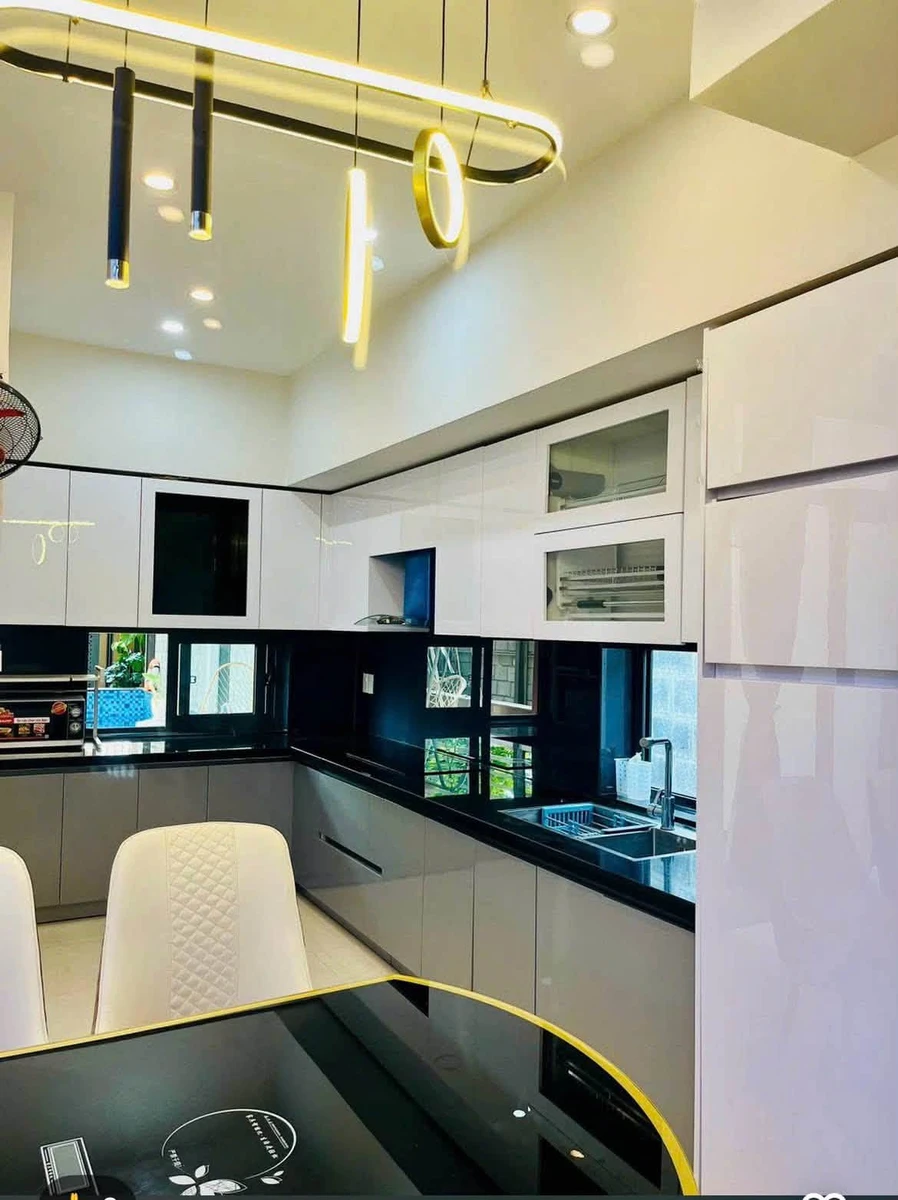 Bán nhà 2 mặt tiền Tôn Quang Phiệt, view sông, 180m², 3 tầng, hồ bơi, giá 10,5 tỷ, Huế - Ảnh thu nhỏ 4