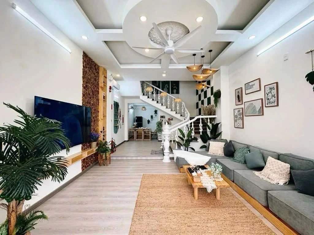 Bán villa 64m2, 4PN, hồ bơi, biển Mân Thái, Đà Nẵng, 8.9 tỷ - Ảnh 1