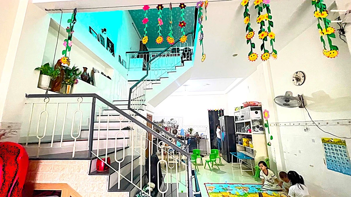 Bán nhà 2 tầng mặt tiền Quách Xân, Đà Nẵng, 100 m2, 5.7 tỷ - Ảnh thu nhỏ 2