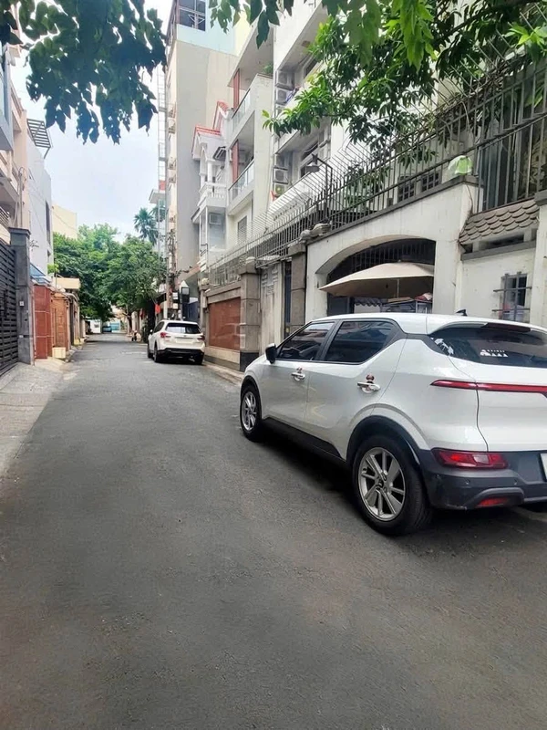 Bán nhà 3 tầng 94m2, 3PN, 4WC, hẻm nhựa 6m khu Bàu Cát, Tân Bình