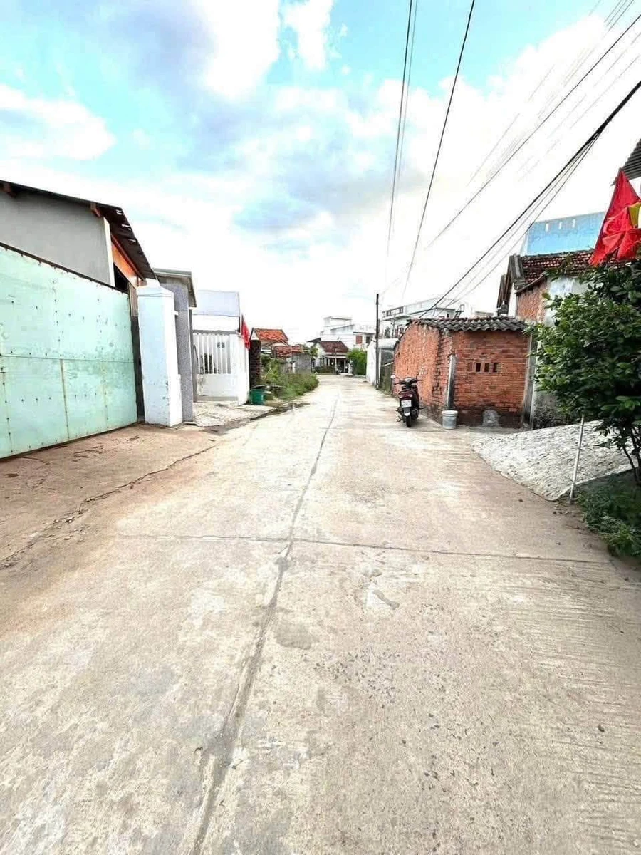 Bán đất mặt tiền đường Huỳnh Tấn Phát 6x23m, Hòa Hiệp Trung, Đắk Lắk giá 1,3 tỷ - Ảnh 1