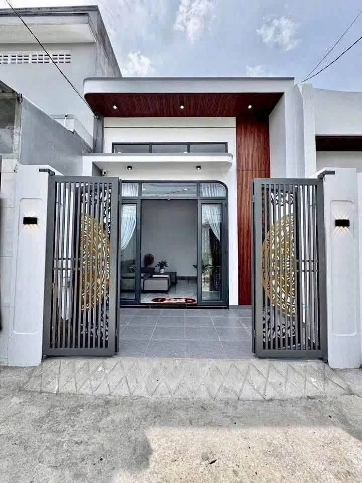 Bán nhà cấp 4 thổ cư 90m2 gần cây xăng Thạnh Phú 1,08 tỷ - Ảnh 1