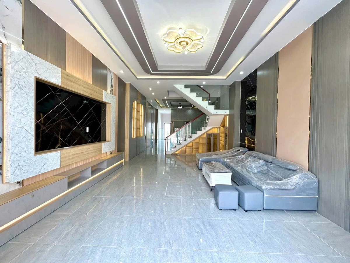 Bán nhà mặt tiền sân vườn 190m² 4PN, Rạch Kiến, Tây Ninh - Ảnh thu nhỏ 3
