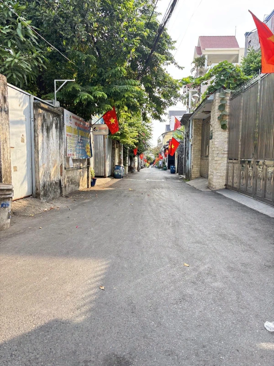 Bán nhà hẻm xe hơi 73m2 đường Tam Châu, gần BV Thủ Đức, 3PN, giá 6,9 tỷ - Ảnh 1
