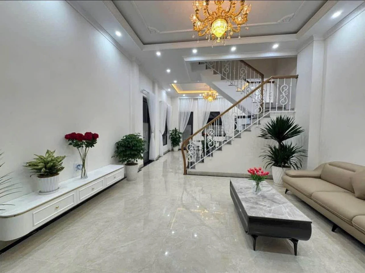 Bán nhà 4 phòng ngủ Trịnh Hoài Đức Đà Lạt, 75m2, 4,8 tỷ - Ảnh thu nhỏ 2