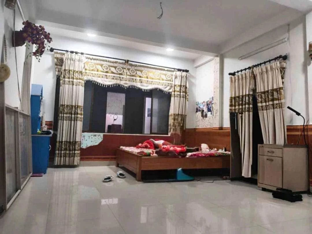 Nhà 4 tầng 50m² 5PN sát Điện Biên Phủ Đà Nẵng - Ảnh thu nhỏ 2