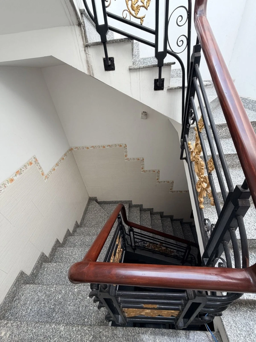 Bán nhà 5 tầng 103m² 14 phòng Phạm Văn Bạch Tân Bình 11.8 tỷ - Ảnh thu nhỏ 2