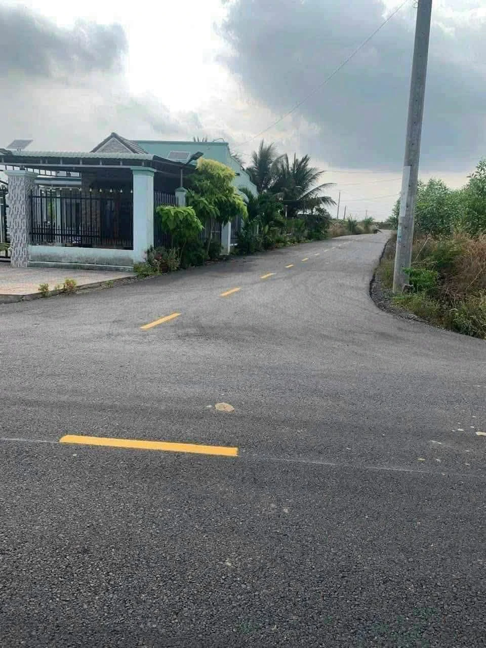 Bán đất mặt tiền Xã Đất Đỏ 1000m², 850 triệu - Ảnh 1