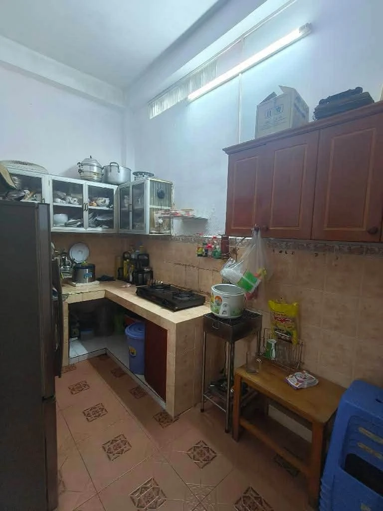 Bán nhà 3 lầu 3PN 40m2 sát chợ Trần Hữu Trang - Ảnh thu nhỏ 2