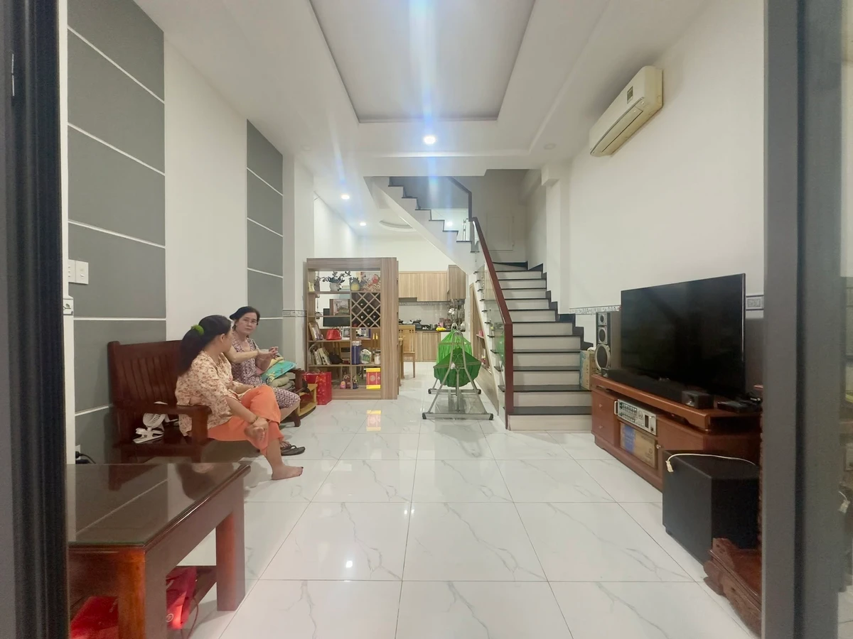 Bán nhà hẻm thông xe hơi 43m2, 1 trệt 2 lầu, 4PN, đường Nguyễn Văn Khối, Gò Vấp - Ảnh thu nhỏ 4