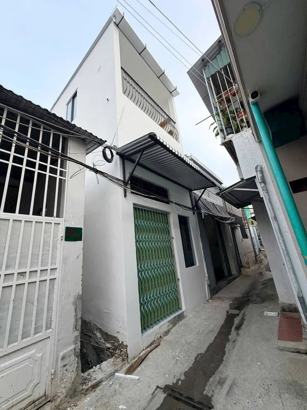 Bán nhà mới 2 tầng 47,9m2, 3 phòng ngủ, hẻm ô tô đường Trường Sơn, Nha Trang