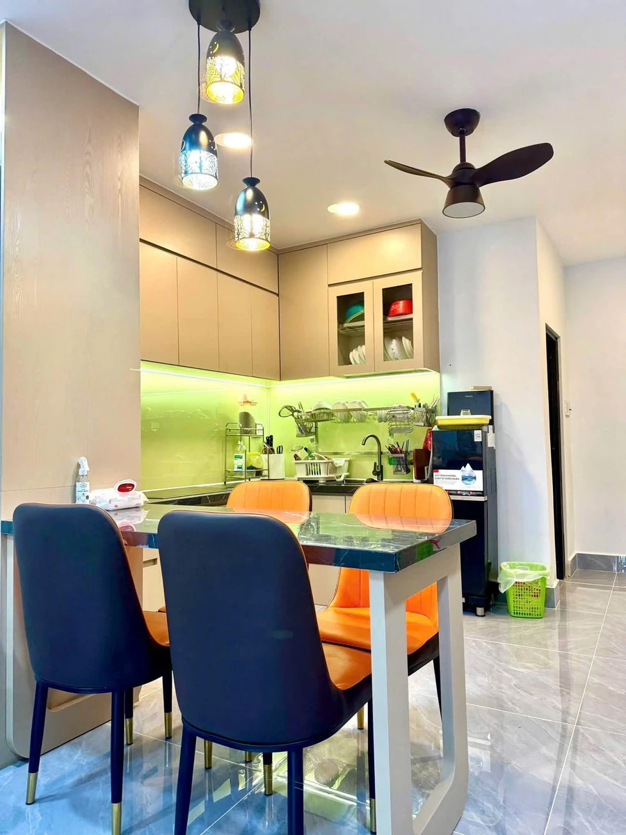 Bán nhà 2 tầng full nội thất 55.6m² Thủ Đức 5 tỷ 7 - Ảnh thu nhỏ 2