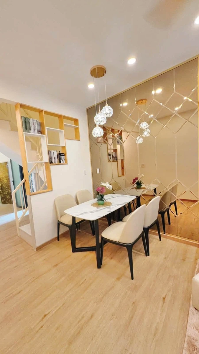 Bán nhà hẻm 3m sát mặt tiền Nguyễn Duy Dương, Quận 10, 3x11m, 2PN 2WC, giá 6,2 tỷ - Ảnh thu nhỏ 3