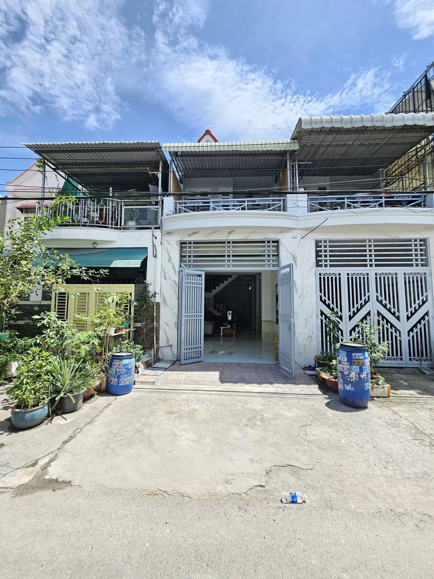 Bán nhà 1 trệt 1 lầu 60m2 Tân Đông Hiệp 3,68 tỷ - Ảnh 1