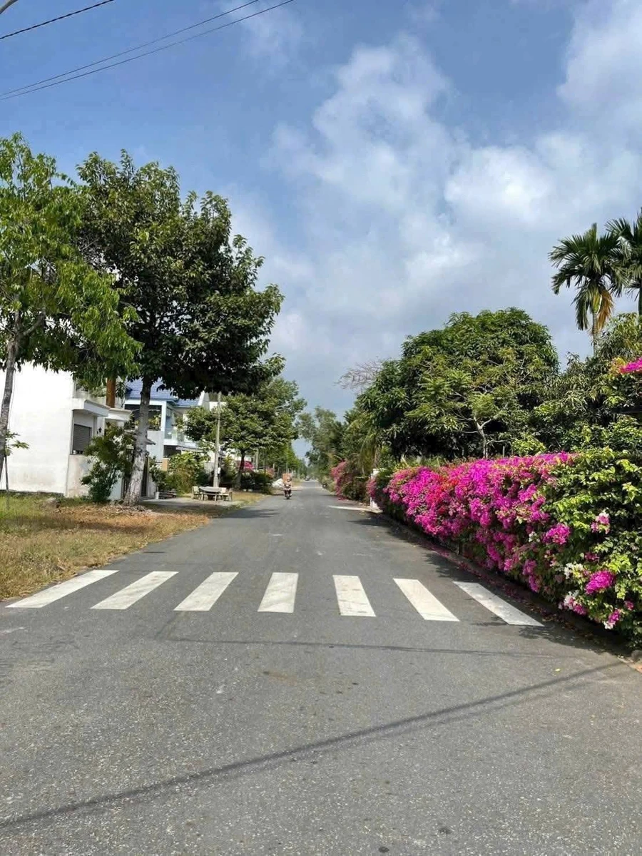Bán lô đất biệt thự 166m2 đường Phạm Văn Nghị, KDC Barimex Long Tâm, Bà Rịa, giá 3,3 tỷ - Ảnh 1