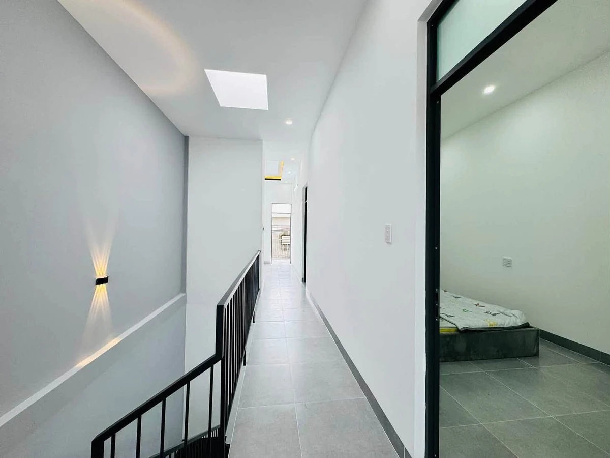 Bán nhà 2 tầng 99m2 Bà Triệu 2,19 tỷ - Ảnh thu nhỏ 3