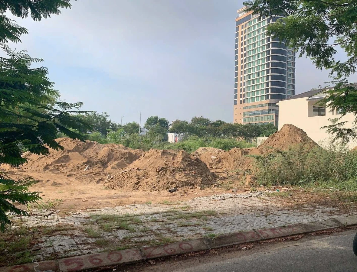 Bán đất mặt tiền Trần Sâm Sơn Trà Đà Nẵng 300m² giá 24,9 tỷ - Ảnh thu nhỏ 2