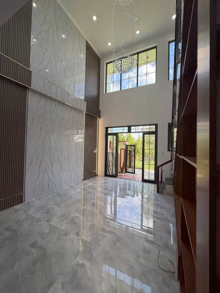 Bán nhà 1 trệt 1 lầu 100m2, 3PN 2WC, giá 2,05 tỷ tại xã Mỹ Yên, Bến Lức - Ảnh thu nhỏ 4