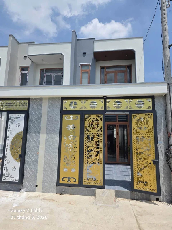 Bán nhà lầu 4 phòng ngủ 112,5m² Đức Hòa Long An 2 tỷ 390