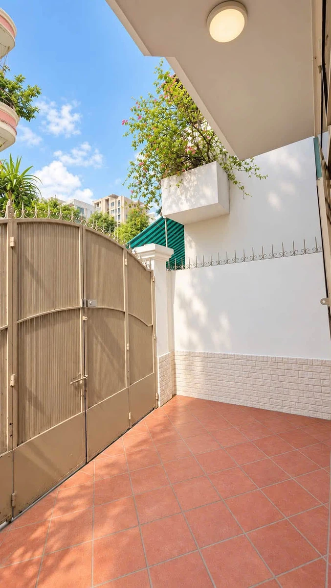 Bán nhà Bình Thạnh 60m² 5 phòng ngủ gần Quận 1 - Ảnh thu nhỏ 2