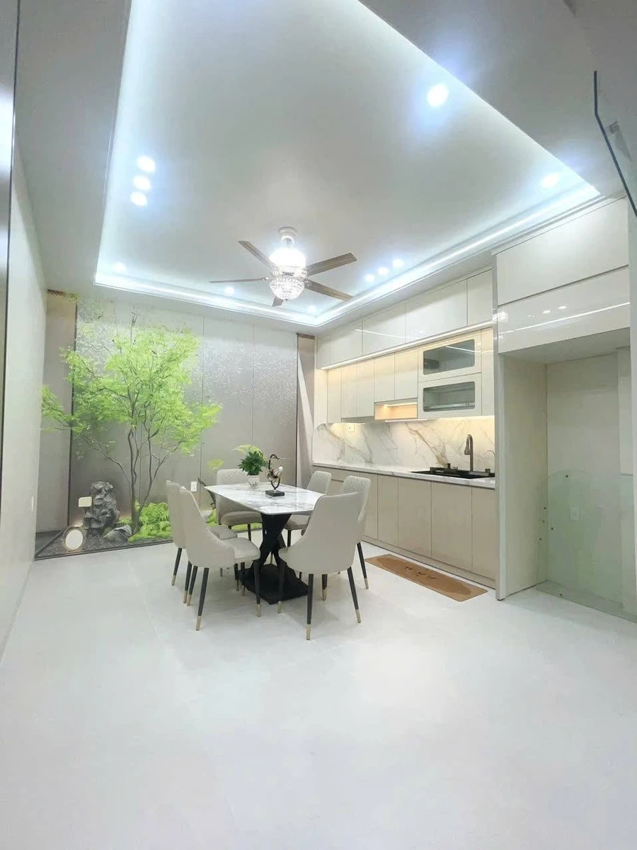 Bán nhà mặt đường 3 tầng 62,6m2 Trần Nguyên Hãn Hóc Môn, 4 tỷ - Ảnh thu nhỏ 3