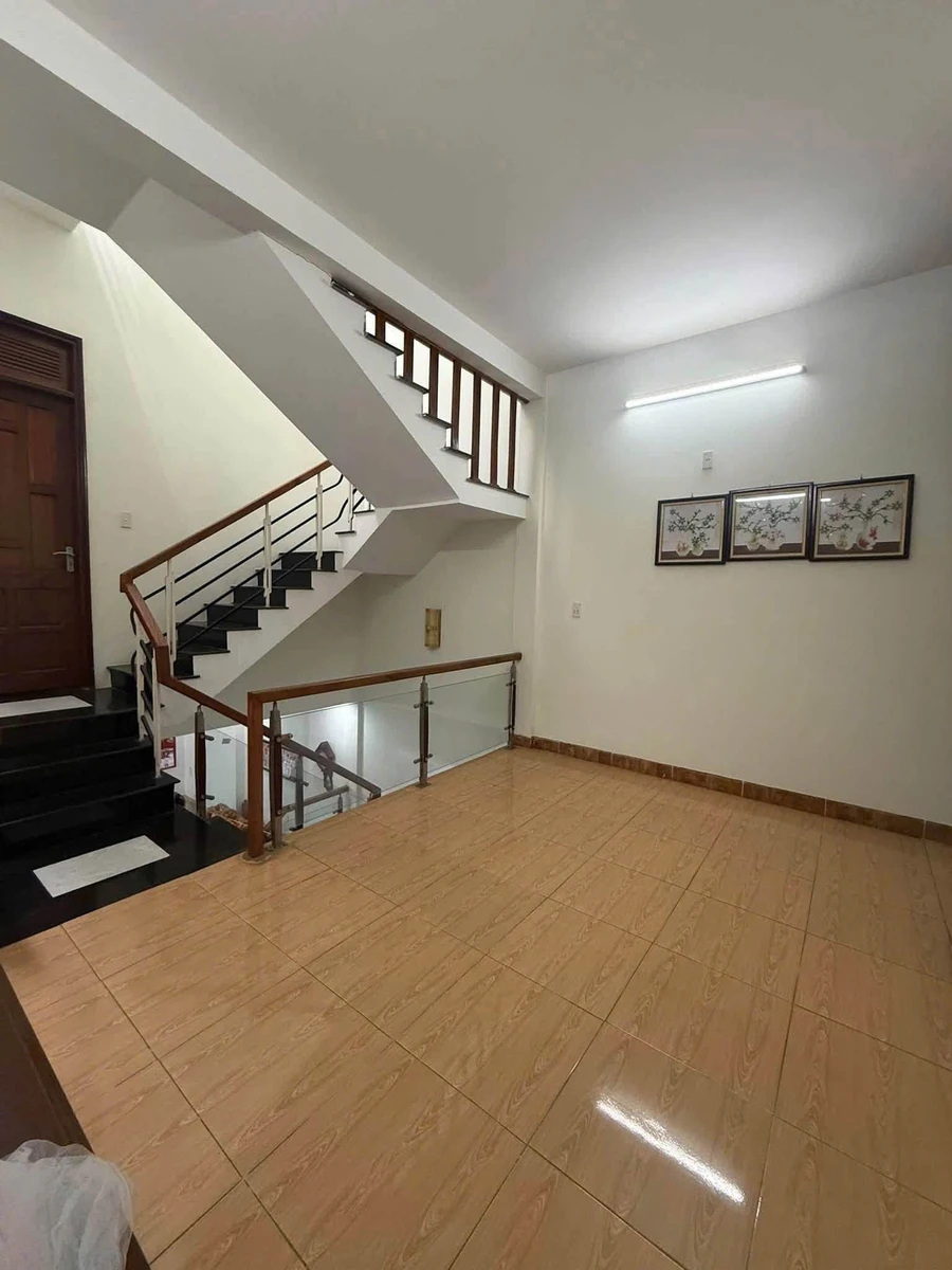 Cho thuê nhà 3 tầng 250m² đường Trần Cừ, Thanh Khê, Đà Nẵng giá 15 triệu/tháng - Ảnh thu nhỏ 3