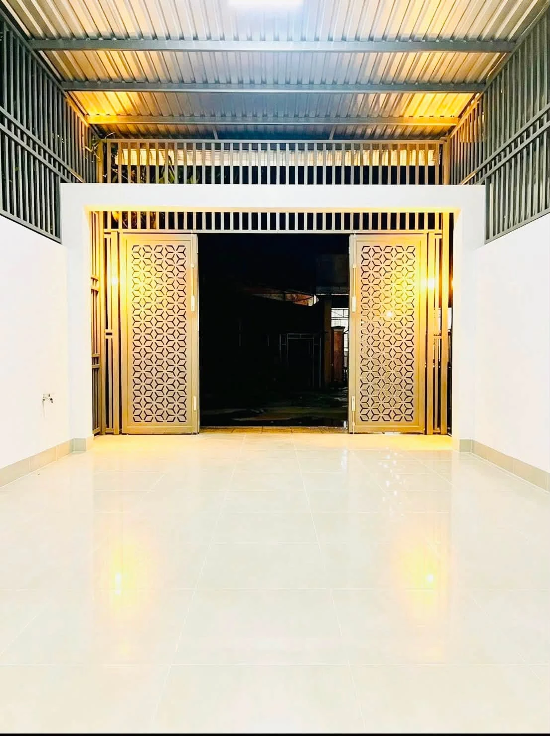 Bán nhà hẻm 4.5x25m 2PN 2WC Rạch Giá giá 1.93 tỷ - Ảnh 1