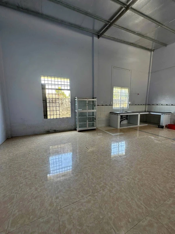 Cho thuê nhà nguyên căn 200m2, 2 phòng, 4.5 triệu/tháng, Rạch Giá