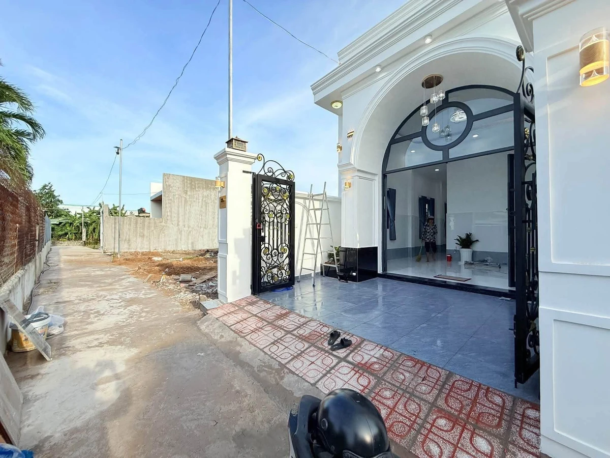 Nhà mới xây 2PN, 94m2, 1 tỷ 350 tại Cần Giờ - Ảnh 1