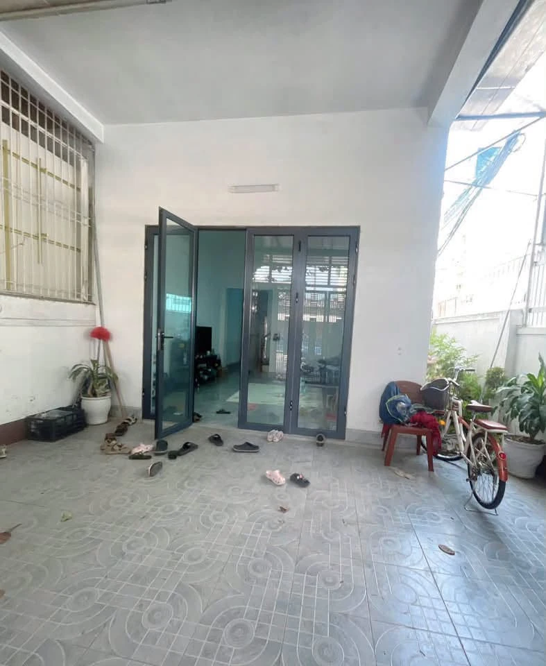 Bán nhà mặt tiền Nguyễn Tiềm 130m2, 4.7 tỷ - Ảnh thu nhỏ 2
