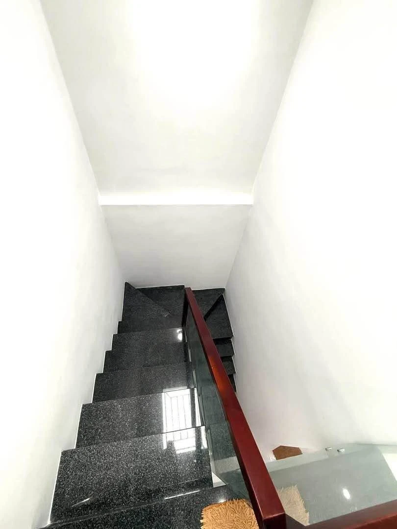 Bán nhà 3PN trên Trương Công Định, Vũng Tàu, 42m², 5,75 tỷ - Ảnh thu nhỏ 2