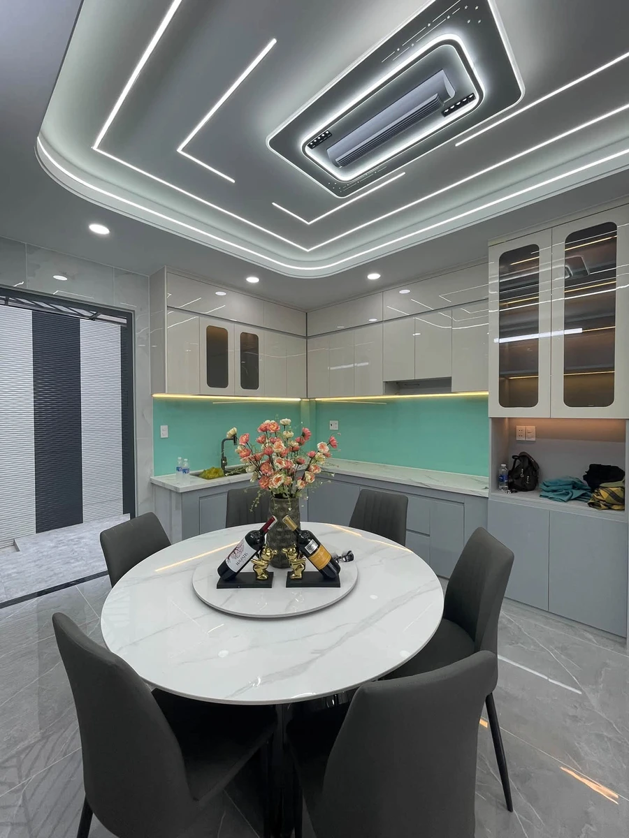 Bán nhà 5 tầng 4 phòng ngủ 72m² Bình Tân 8 tỷ - Ảnh thu nhỏ 2