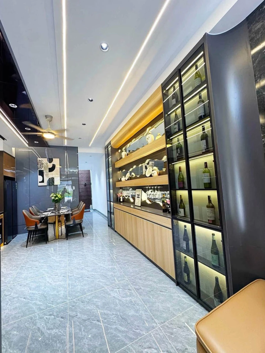 Bán nhà 1 trệt 2 lầu 64m² full nội thất An Phú, TP.HCM - Ảnh thu nhỏ 5