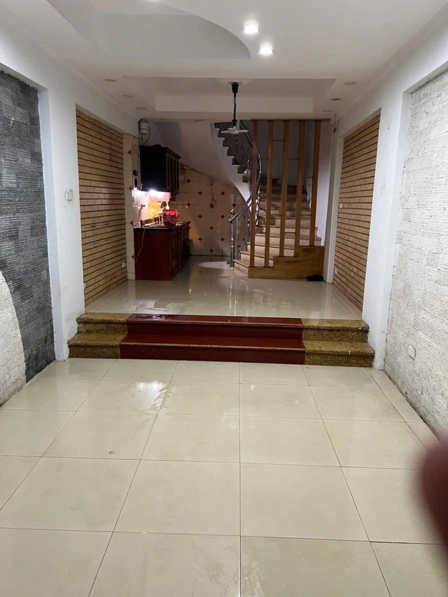 Cho thuê nhà 3PN 45m2 ngõ 508 Láng, Hà Nội - Ảnh 1